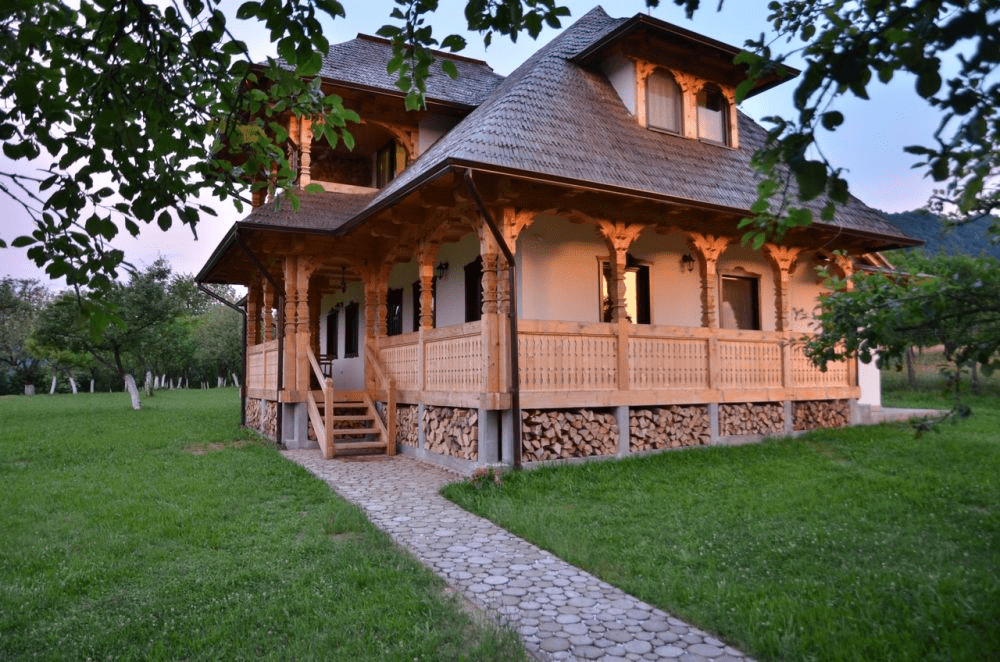 Дорожки на участке: из дерева и кирпича, гальки и камня, брусчатки и георешеток. 75 необычных решений