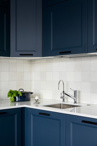 Квартира 94 м² в синих тонах в Санкт-Петербурге