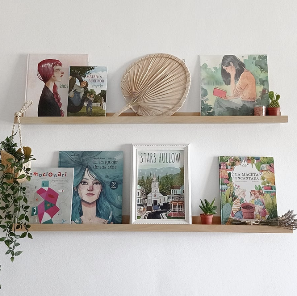 7 вау-идей для декора открытых стеллажей и полок