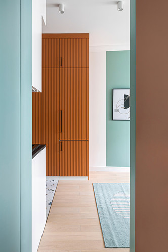 Маленькая квартира в стиле неомемфис 35 м²