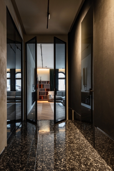 Петербургский классицизм в современном ключе: квартира 195 м²