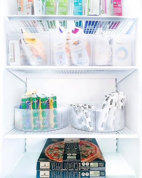 8 красивых и практичных идей для хранения в морозилке