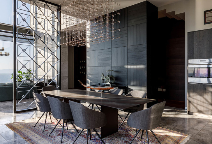 Двухуровневая квартира 470 м² с террасой во Владивостоке