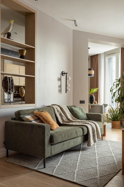 Как выглядит стильный диван на ножках: 53 модных примера