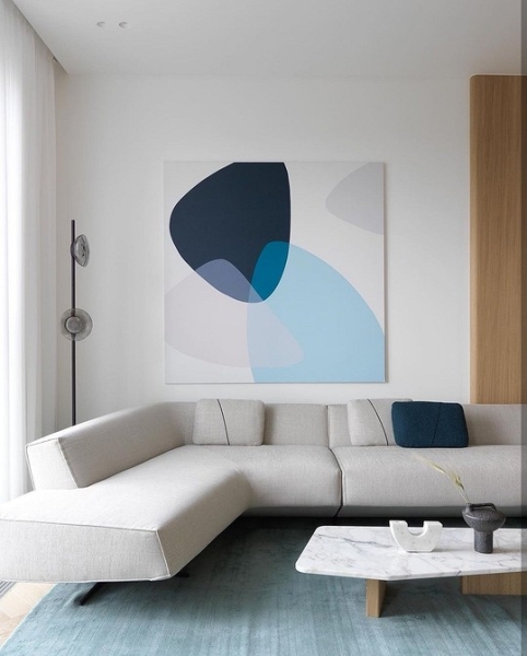 Как выглядит стильный диван на ножках: 53 модных примера