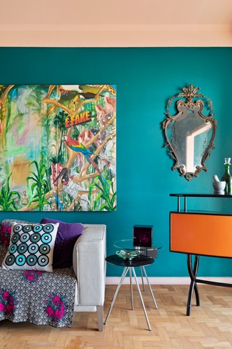 Красочная квартира с коллекцией винтажа в центре Сан-Паулу
