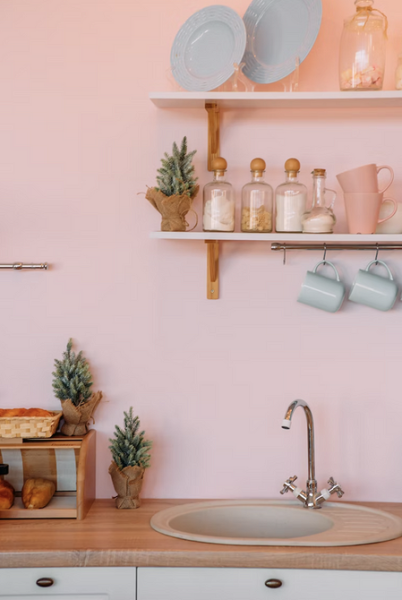 5 способов сделать кухню в съемной квартире уютнее (и не потратить много)