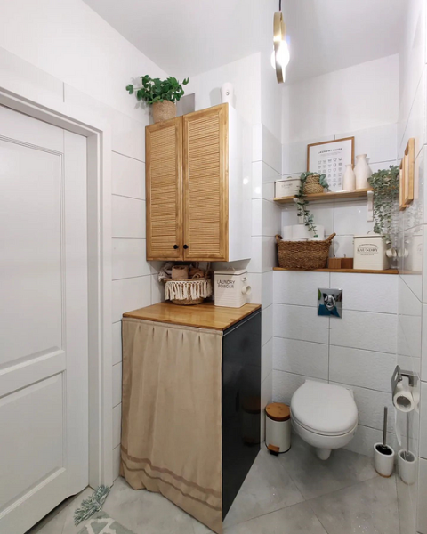 Как оформили хранение в маленьком санузле: 5 вау-примеров