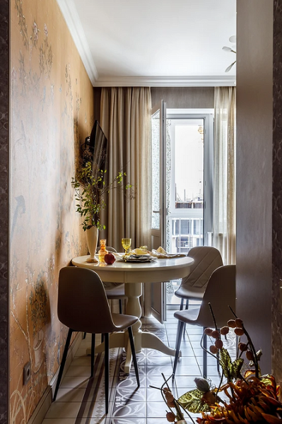 Круглый стол в интерьере: советы по выбору и 77 красивых фото в интерьере