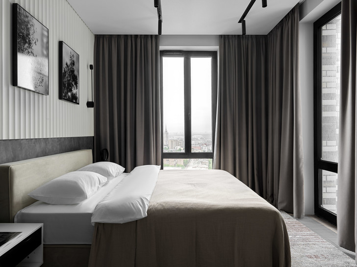 Квартира 49 м² с круговой планировкой и мужским интерьером в Москве