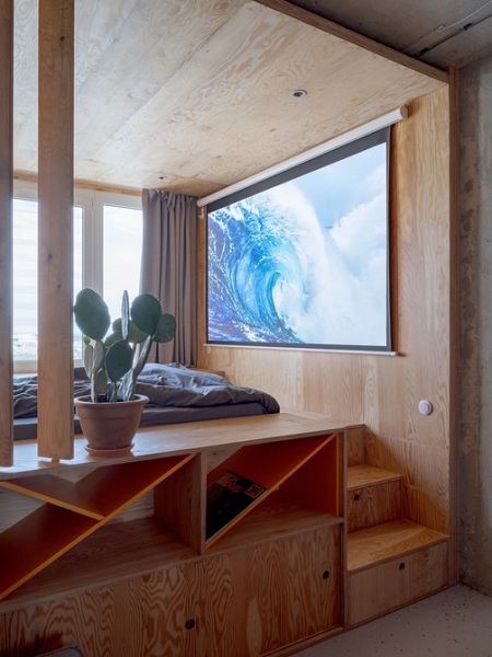 5 маленьких студий от дизайнеров, в которых поместилась кровать