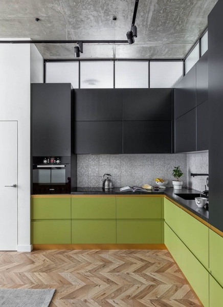 5 необычных идей от дизайнеров для оформления цоколя гарнитура на кухне