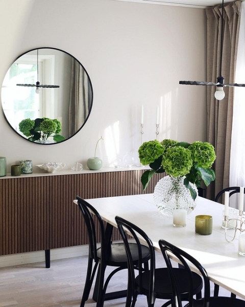 Белый цвет в интерьере: как использовать и с чем сочетать (47 фото)