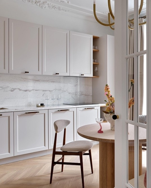 Белый цвет в интерьере: как использовать и с чем сочетать (47 фото)