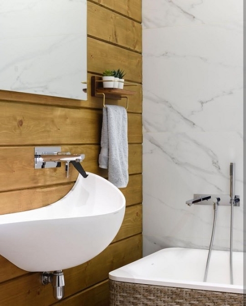 Чем закрыть ванну от пола до бортиков: 7 стильных и практичных вариантов