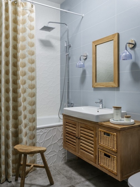 Чем закрыть ванну от пола до бортиков: 7 стильных и практичных вариантов