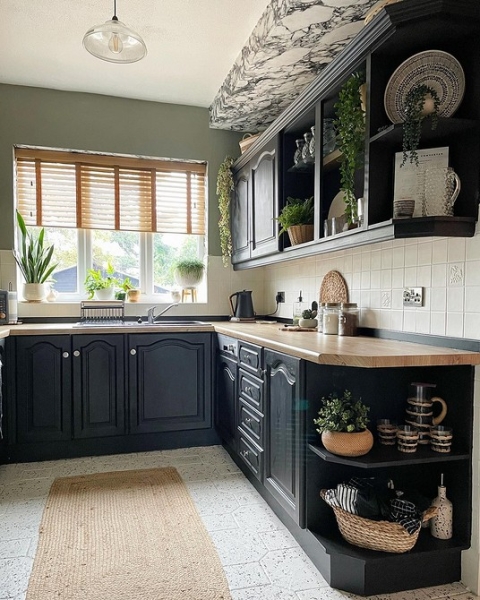 Черный интерьер: с чем сочетать и как использовать сложный цвет в разных комнатах (67 фото)