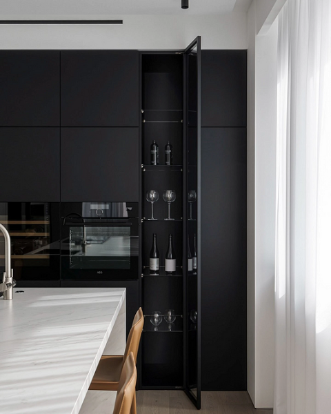 Черный интерьер: с чем сочетать и как использовать сложный цвет в разных комнатах (67 фото)