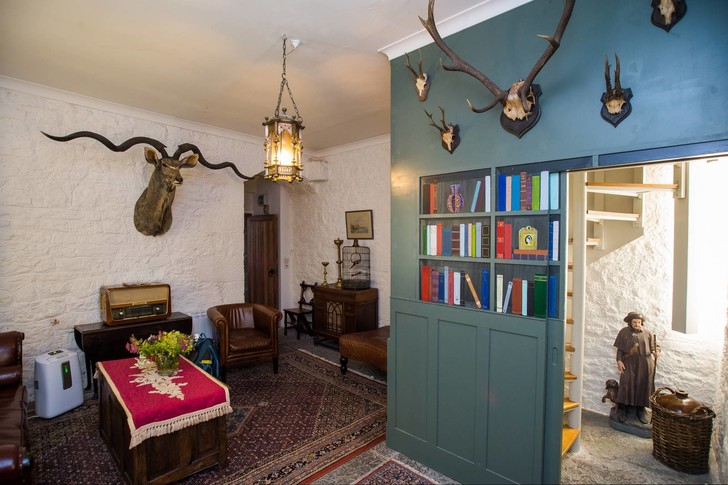 Дома с привидениями: где провести Хэллоуин