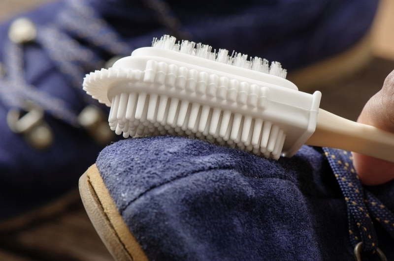 Как убрать катышки с одежды: 9 лучших способов