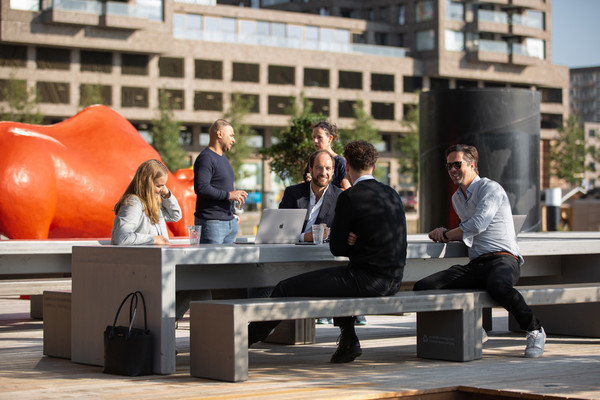 Плавучий офис в Роттердаме