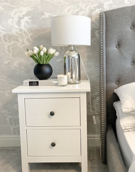 Серая спальня: советы по подбору палитры и 70 фото для вдохновения