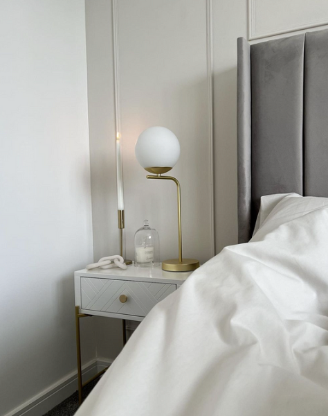 Серая спальня: советы по подбору палитры и 70 фото для вдохновения