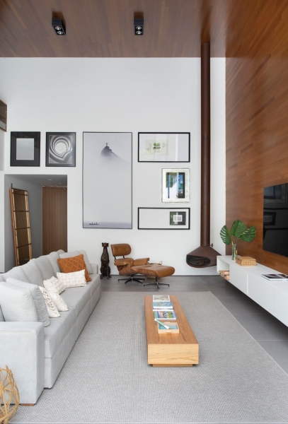 Светлый дом в Рио-де-Жанейро для семьи архитекторов с четырьмя детьми