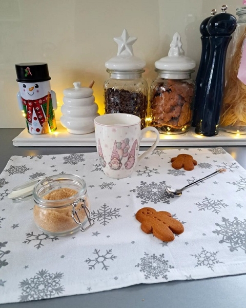 8 быстрых способов украсить квартиру к Новому году