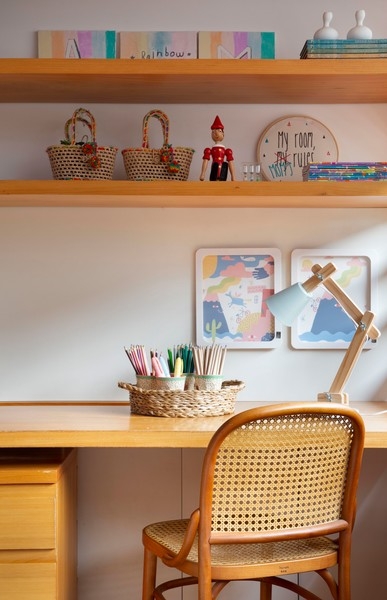 Дом в Рио-де-Жанейро с горкой на лестнице