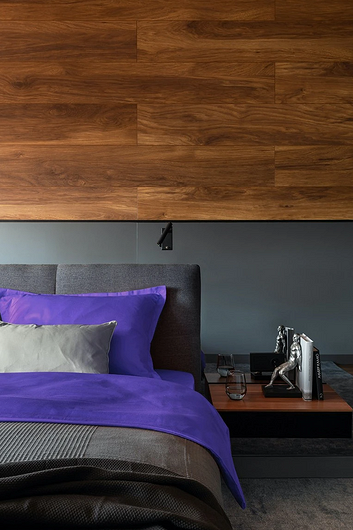 Фиолетовый в интерьере: 6 лучших сочетаний с другими цветами и 80 фотопримеров