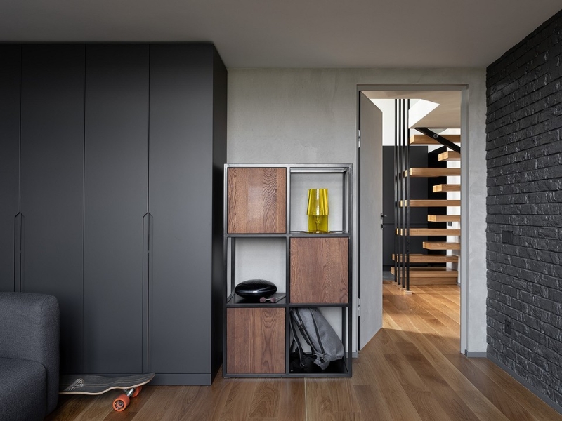 Как дизайнер превратила квартиру в двухуровневый лофт с элементами минимализма