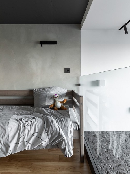 Как дизайнер превратила квартиру в двухуровневый лофт с элементами минимализма