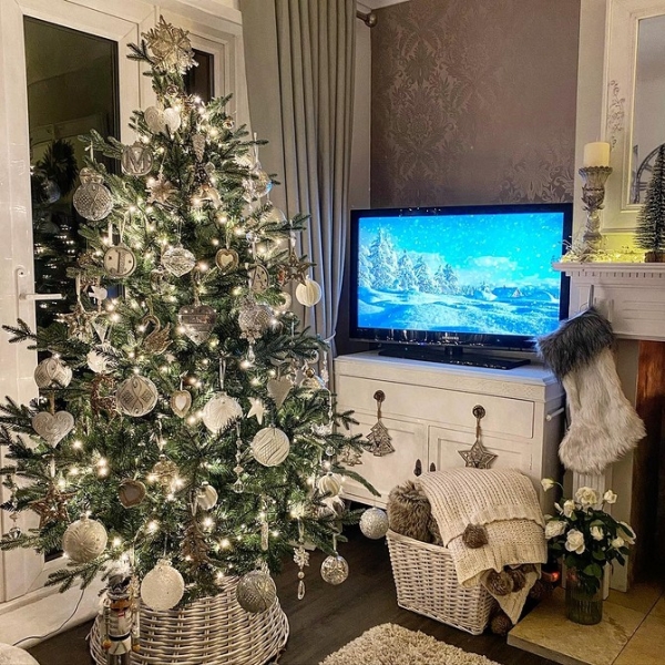 Как выбрать искусственную елку: 5 важных параметров