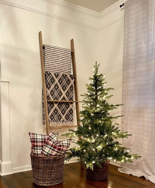 Как выбрать искусственную елку: 5 важных параметров