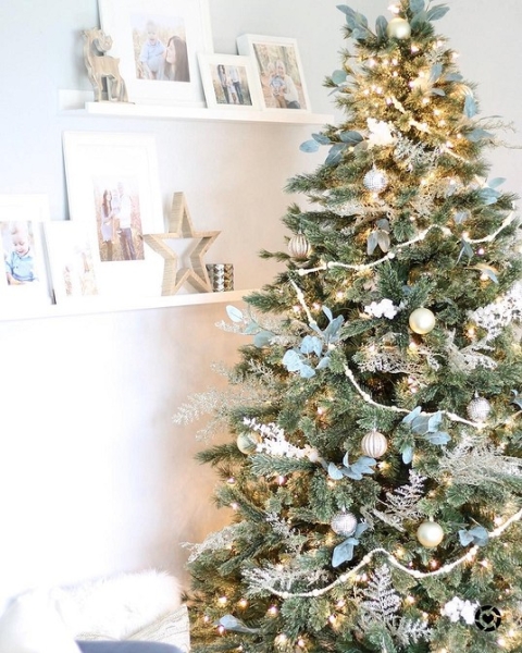 Как выбрать искусственную елку: 5 важных параметров