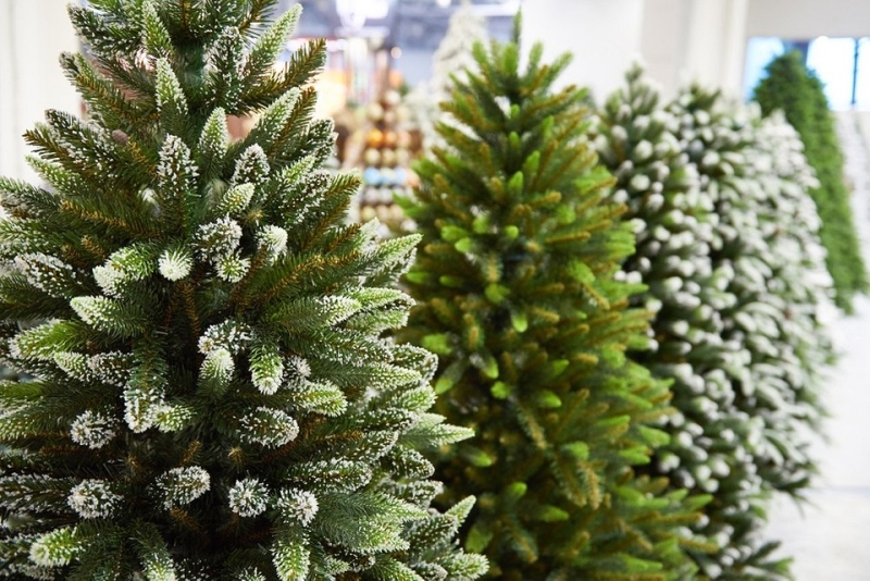 Как выбрать искусственную елку: 5 важных параметров