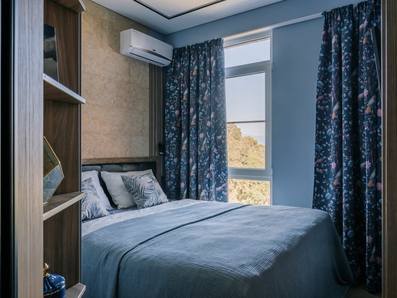 Как выглядит продуманная и стильная квартира для туристов в Сочи: пример однушки 35 кв. м