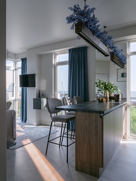 Как выглядит продуманная и стильная квартира для туристов в Сочи: пример однушки 35 кв. м