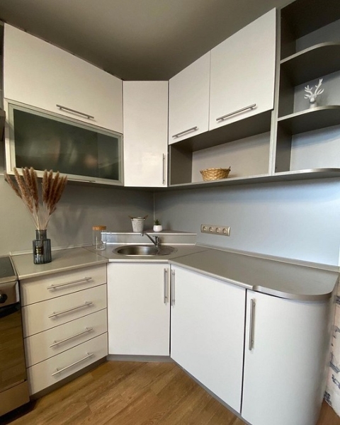 Красим фасад кухни в белый цвет своими руками: выбор краски, инструкция и примеры