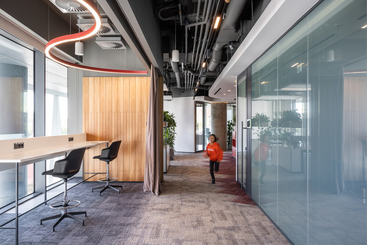 На контрастах: новый офис «Актион Девелопмент»