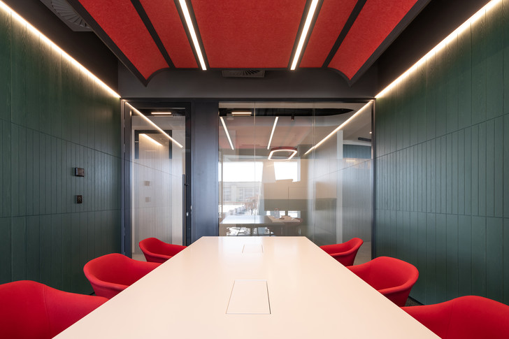 На контрастах: новый офис «Актион Девелопмент»