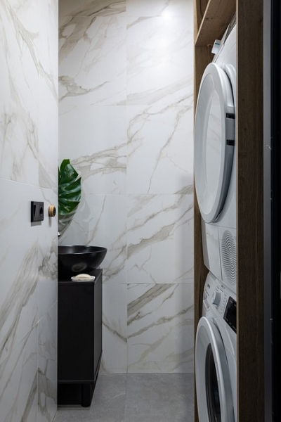 Нейтральная база и эффектный декор: как дизайнер оформила квартиру для семьи в Москве