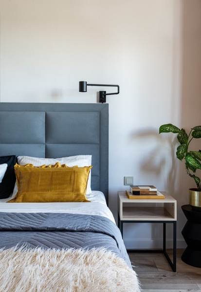 Нейтральная база и эффектный декор: как дизайнер оформила квартиру для семьи в Москве