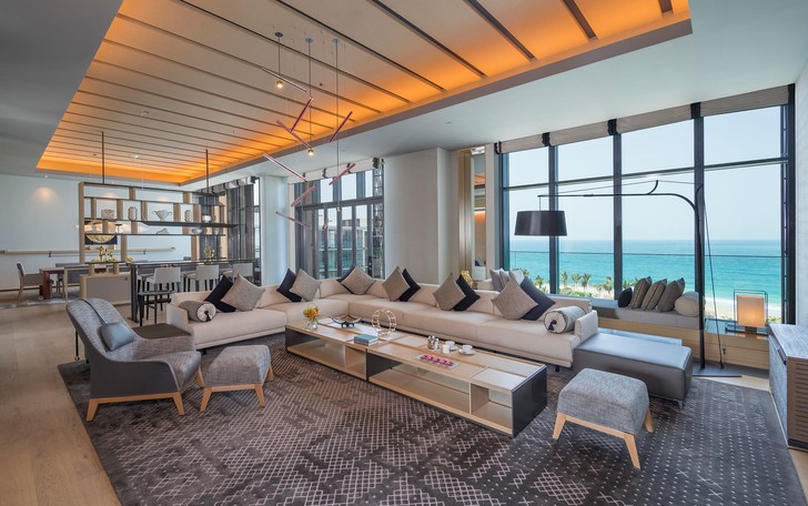 Отель в Дубае для отдыха, как у римских императоров