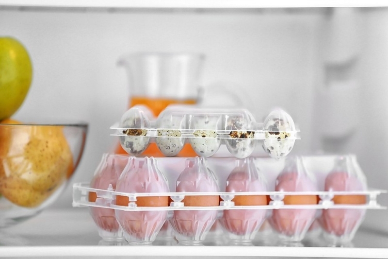 Сколько хранятся яйца в холодильнике: сроки, правила, советы