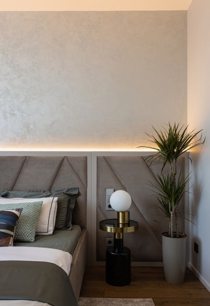 Уютно и функционально: двухкомнатная квартира 62 кв. м для девушки