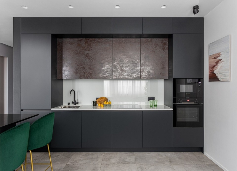 Уютно и функционально: двухкомнатная квартира 62 кв. м для девушки