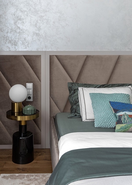 Уютно и функционально: двухкомнатная квартира 62 кв. м для девушки