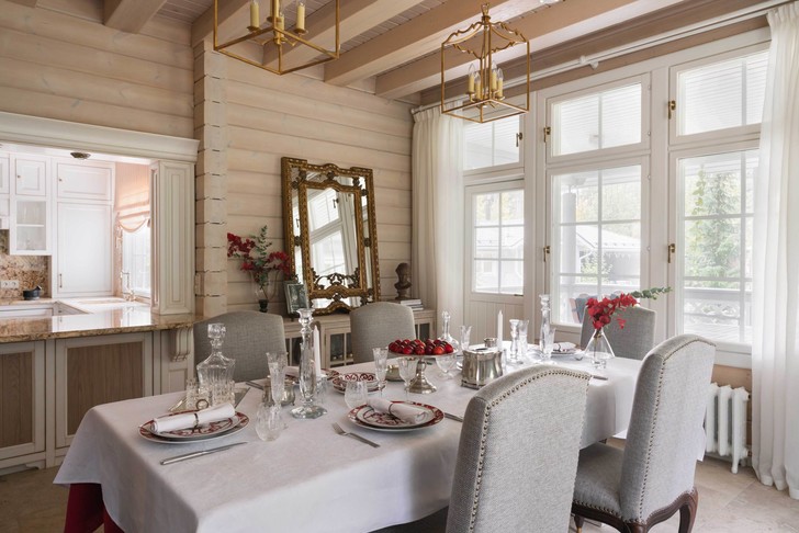 Усадьба в классическом стиле 380 м² в курортном районе Петербурга